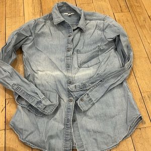 Uniqlo Chambray Shirt XS